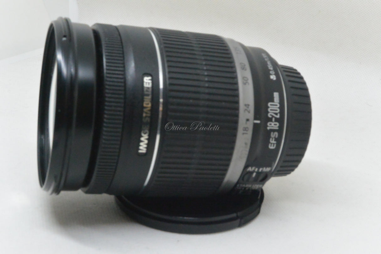 Canon EF-S 18-200 mm 1:3.5-5.6 IS Usato