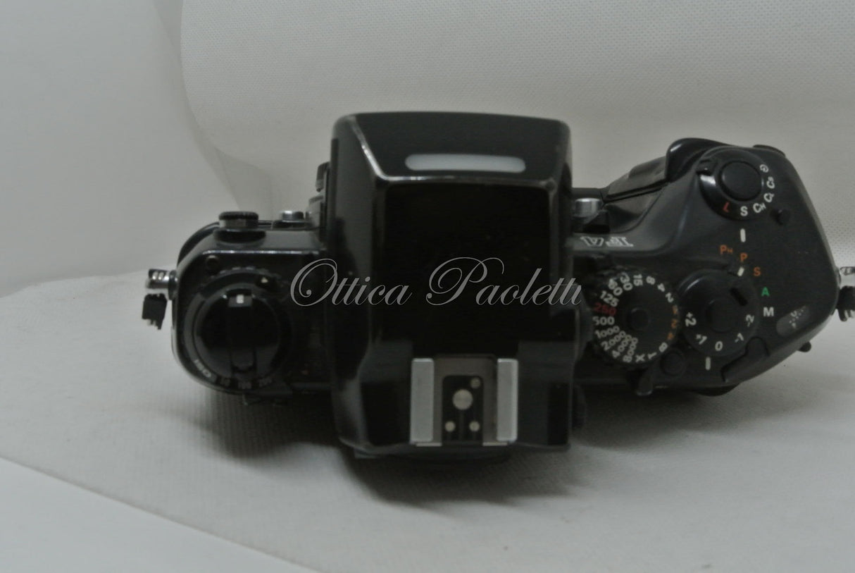 Nikon F4 MB-21 Usata