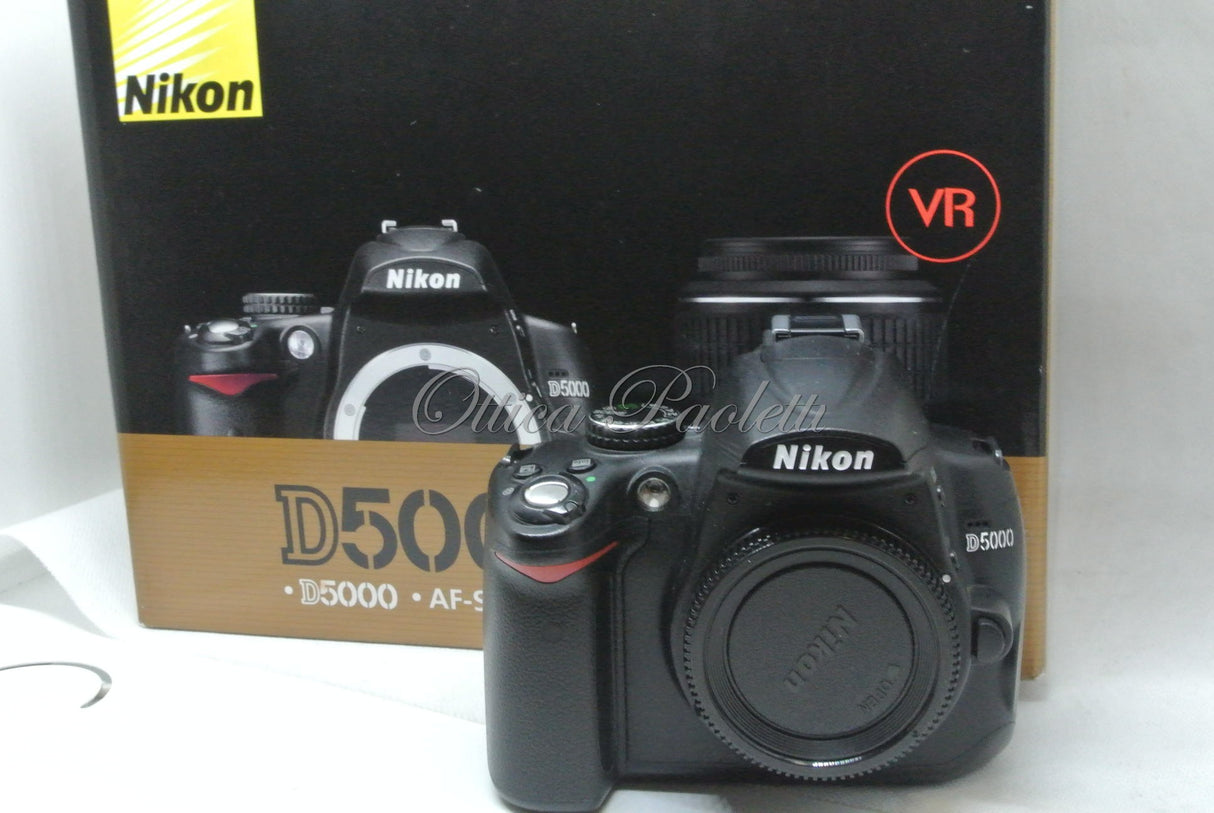 Nikon D5000 Usata