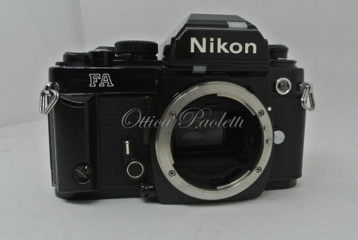 Nikon FA Usata
