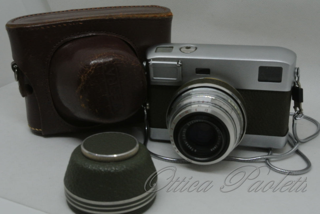 Werra Werra V XM Carl Zeiss Jena Tessar 2.8/50 ; Carl Zeiss Jena Cardinar 4/100 ; Carl Zeiss Jena Flektogon 2.8/35