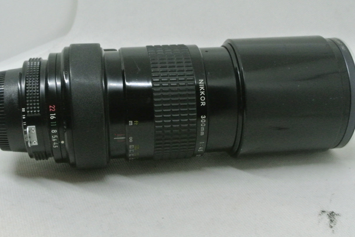 Nikon Nikkor 300 mm 1:4.5 Usato
