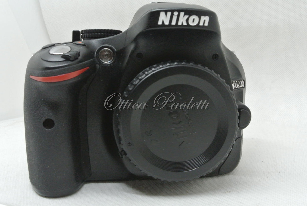 Nikon D5200 Usata