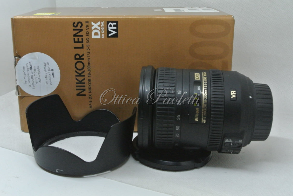 Nikon AF-S Nikkor 18-200 mm 1:3.5-5.6 G ED DX  VR Usato
