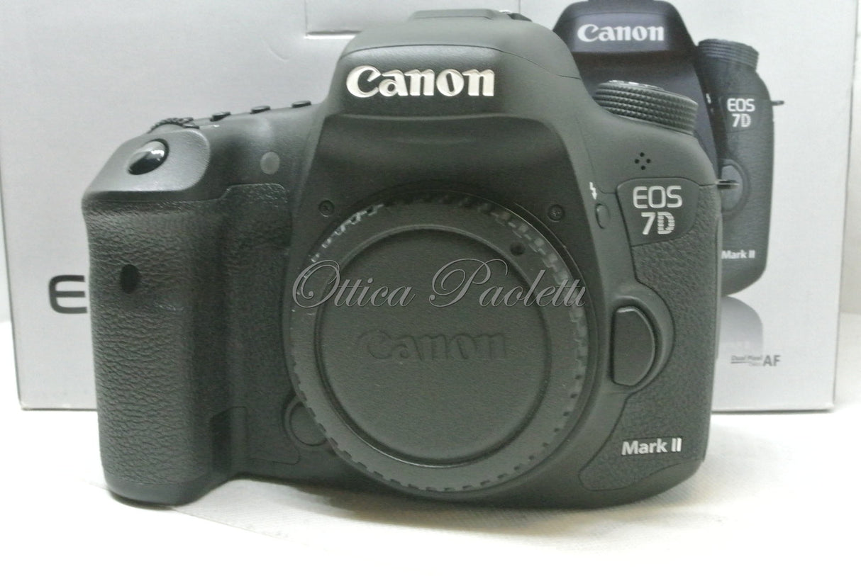Canon Eos 7D Mark II Usato