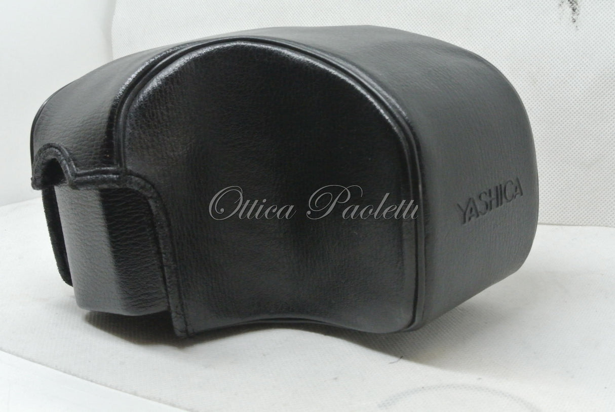 Yashica Borsa Pronto  C-51 per fotocamera reflex 107 108 35 mm e obiettivo 35-70/35-105 mmUsata