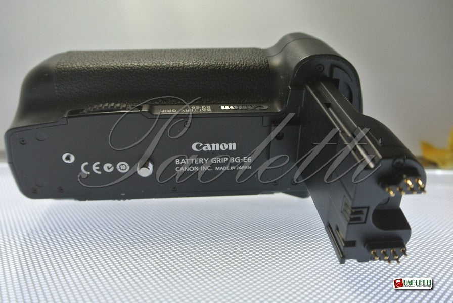 Canon Battery Grip BG-E6 per Eos 5D  Mark II Usato