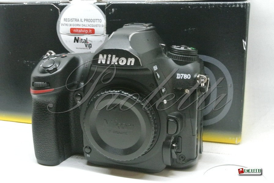 Nikon D780 Usata