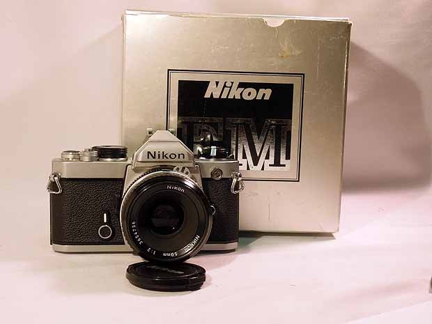 Nikon FM  (Body)